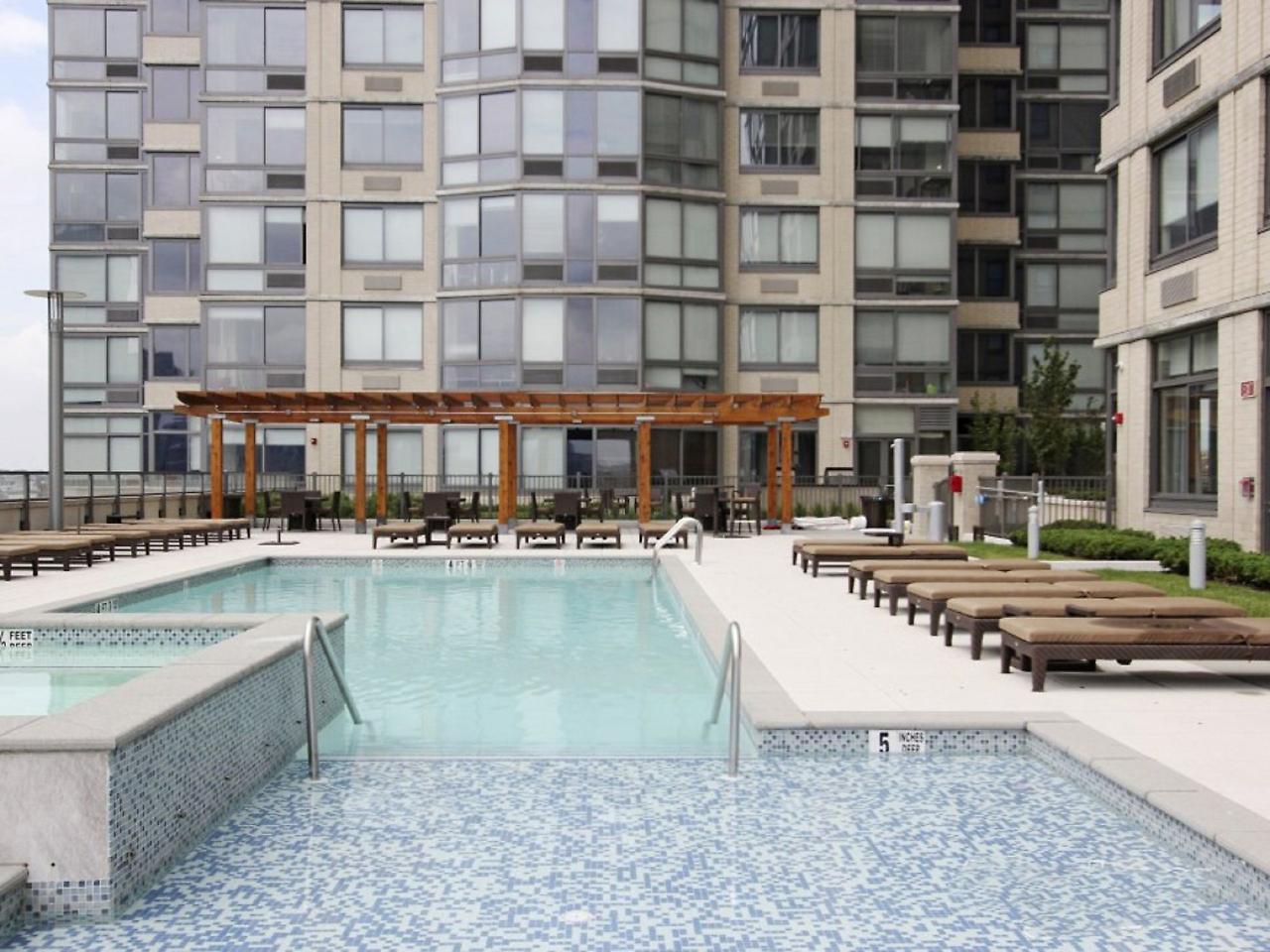 Global Luxury Suites At Metropolitan Jersey City Kültér fotó